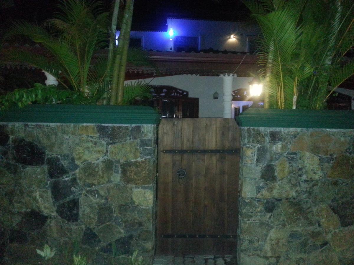 Shantha Surf Villa Велигама Экстерьер фото